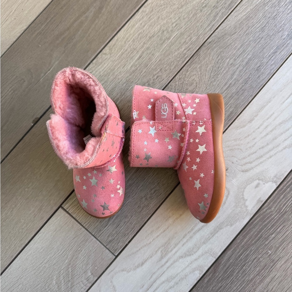 UGG Pink Star Girls Boots